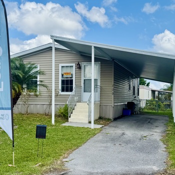 Thumbnail of mobile home