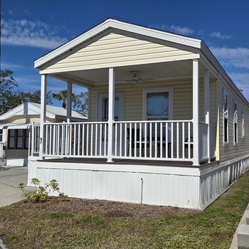 Thumbnail of mobile home