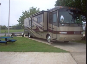 Thumbnail of RV