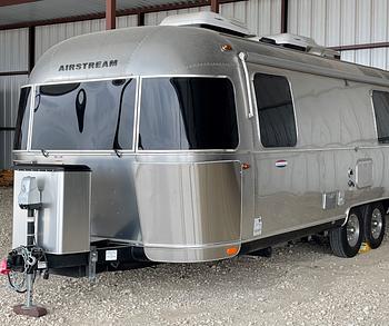 Thumbnail of RV
