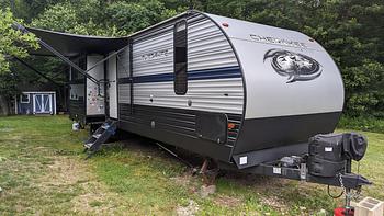 Thumbnail of RV