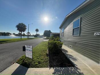 Thumbnail of mobile home