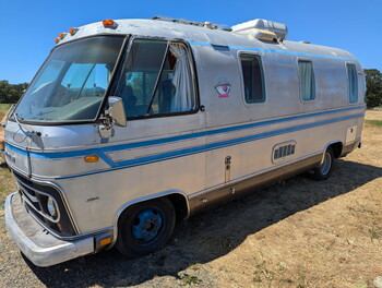 Thumbnail of RV