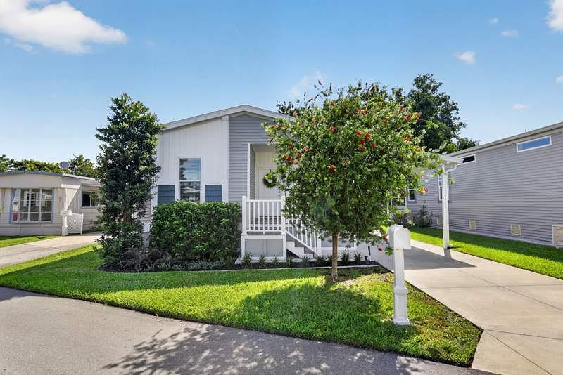 Photo of Mobile Home