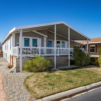 Thumbnail of mobile home