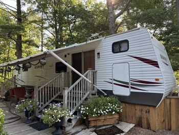 Thumbnail of RV