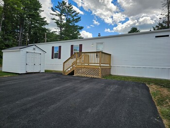Thumbnail of mobile home