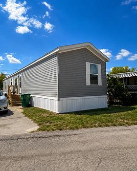 Thumbnail of mobile home