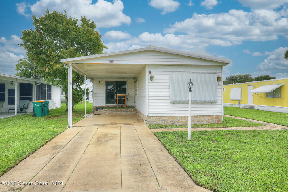 Photo of Mobile Home