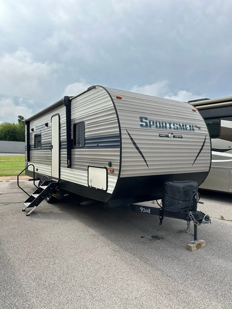 Photo of Rv