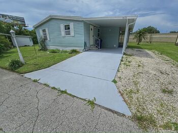 Thumbnail of mobile home