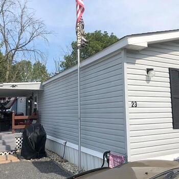 Thumbnail of mobile home