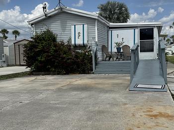 Thumbnail of mobile home