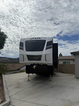 Thumbnail of RV