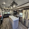 RV for Sale: 2020 CARDINAL LUXURY 3350RLX