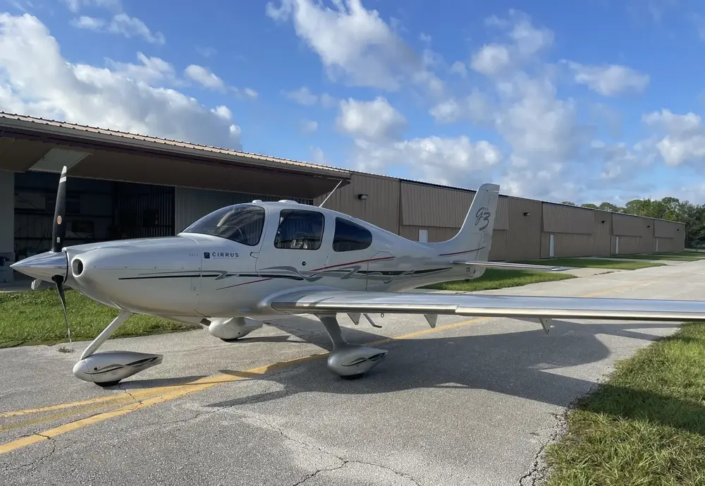 7569/cirrus-sr22-g3-2008-flightmarket-id-7569-34080.webp