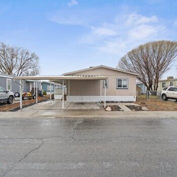 Thumbnail of mobile home