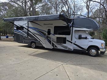 Thumbnail of RV