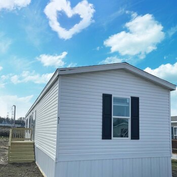 Thumbnail of mobile home