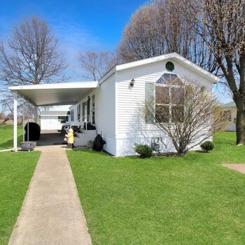 Thumbnail of mobile home