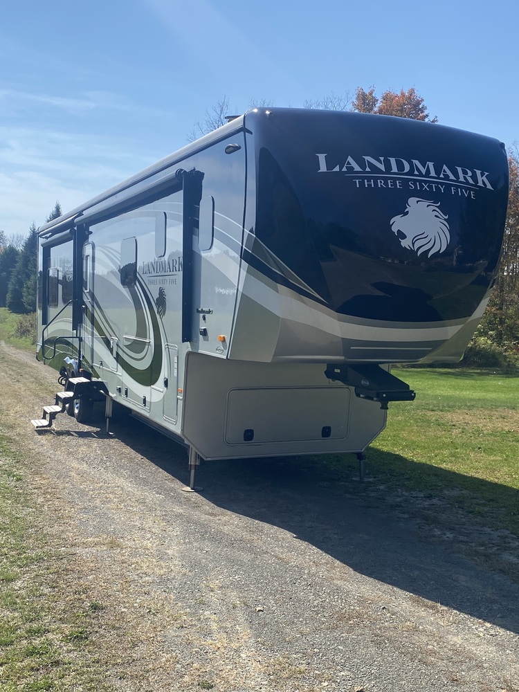 Photo of Rv