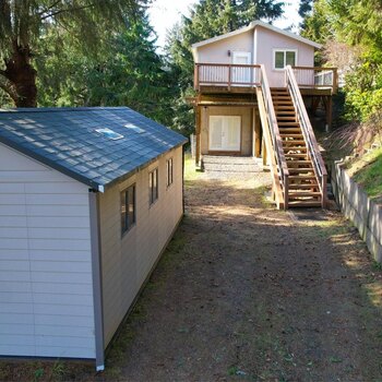 Thumbnail of mobile home