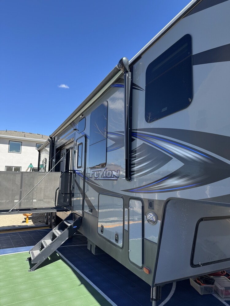 Photo of Rv