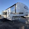 RV for Sale: 2026 SABRE 33RLP