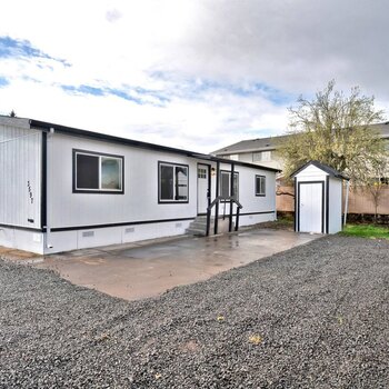 Thumbnail of mobile home