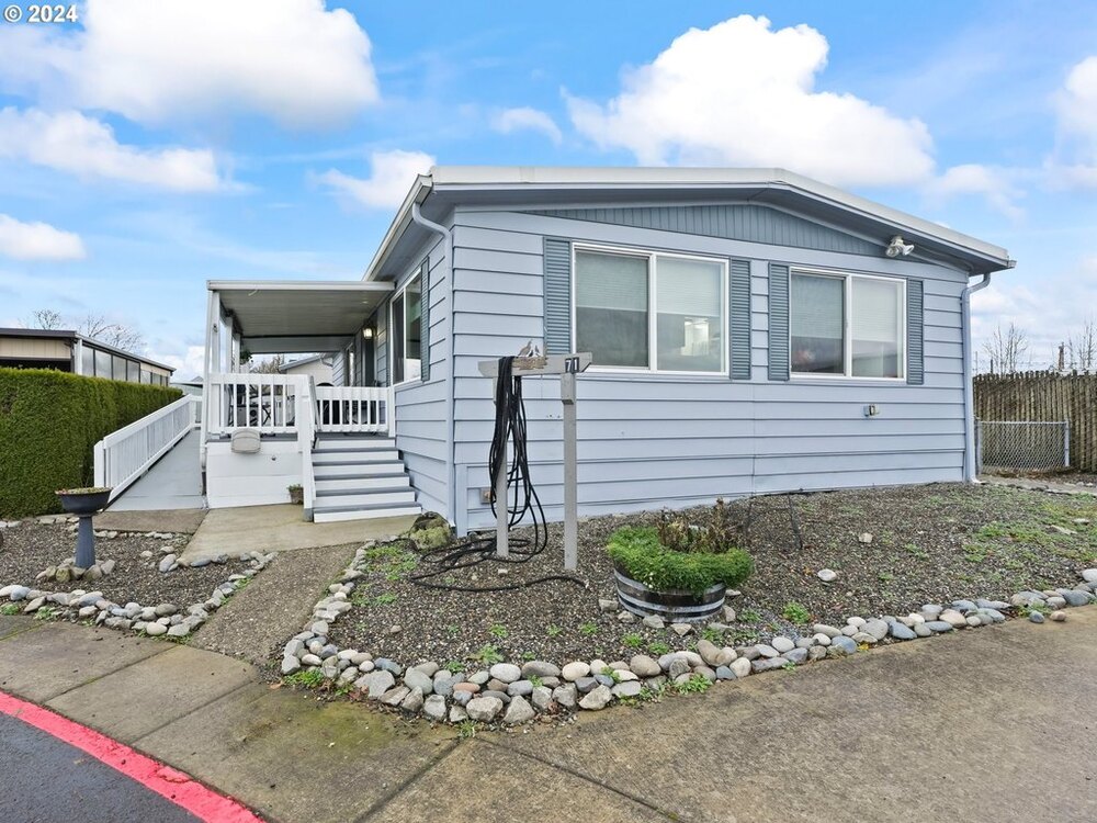 Photo of Mobile Home