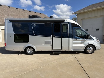 Thumbnail of RV
