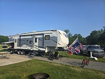 Thumbnail of RV