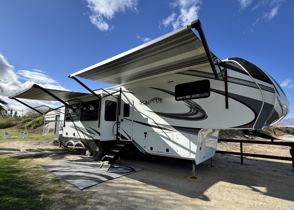 Photo of Rv