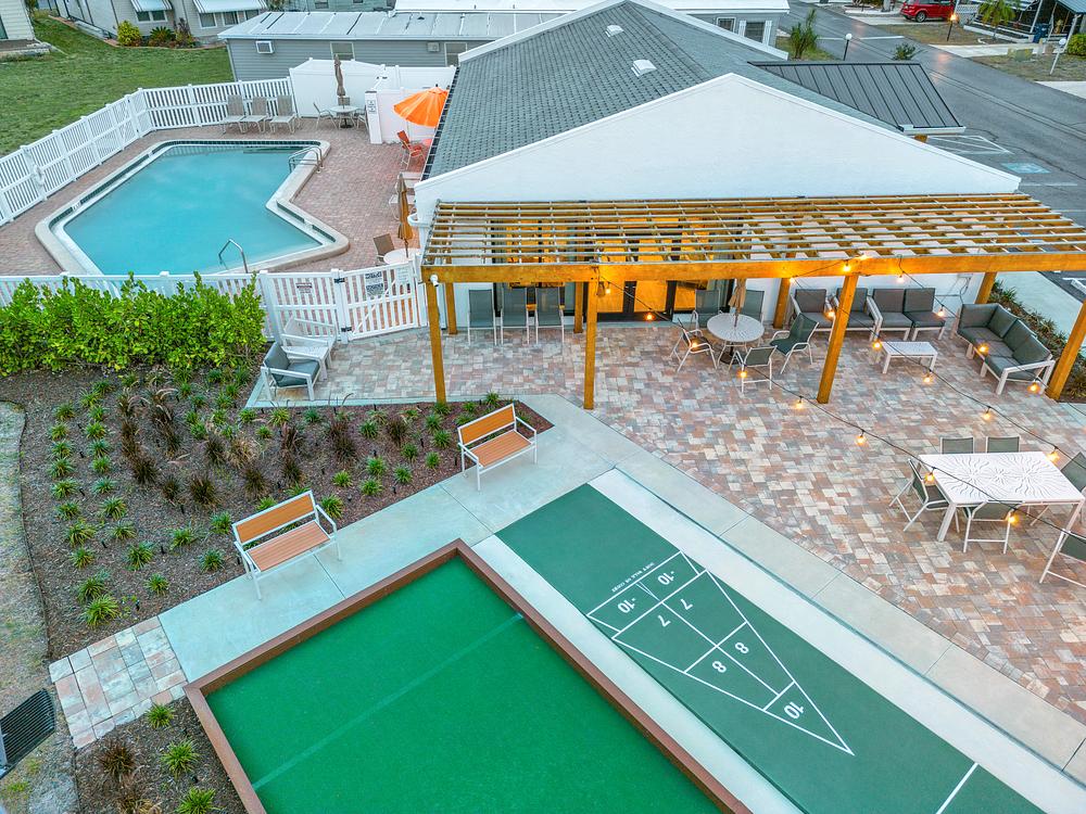 22 4530 9th St E Bradenton FL 34203 USA Exterior DJI0665 EDIT
