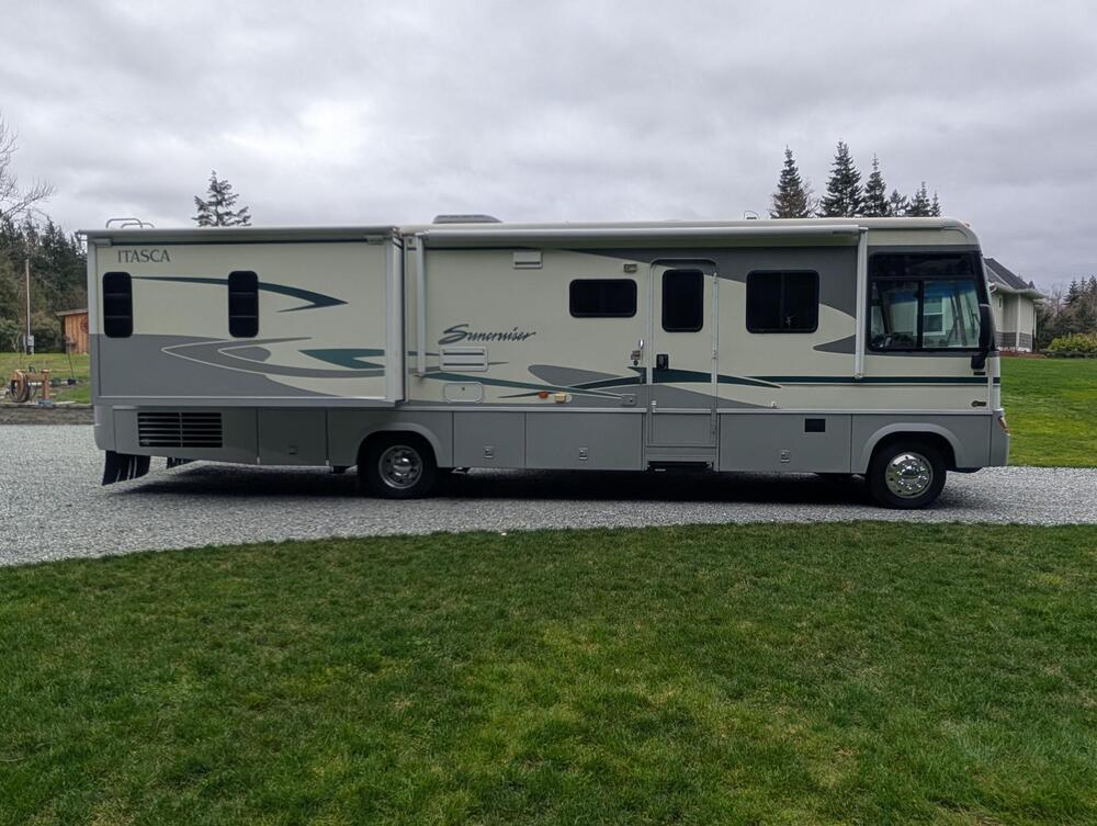 Photo of Rv