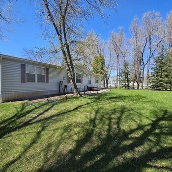 Thumbnail of mobile home