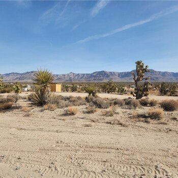 Thumbnail of mobile home lot
