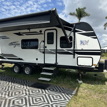 Thumbnail of RV
