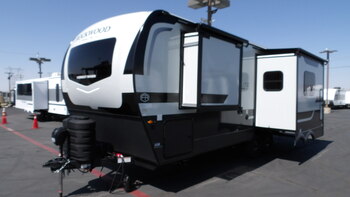 Thumbnail of RV