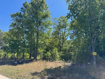 Thumbnail of mobile home lot