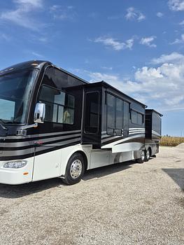 Thumbnail of RV