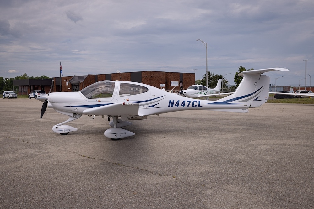 N447CL-2.jpg