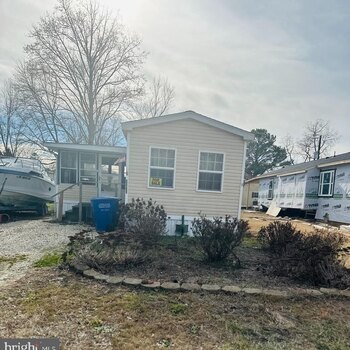 Thumbnail of mobile home