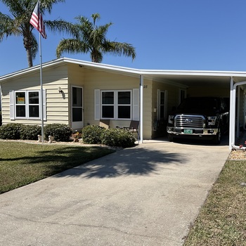 Thumbnail of mobile home