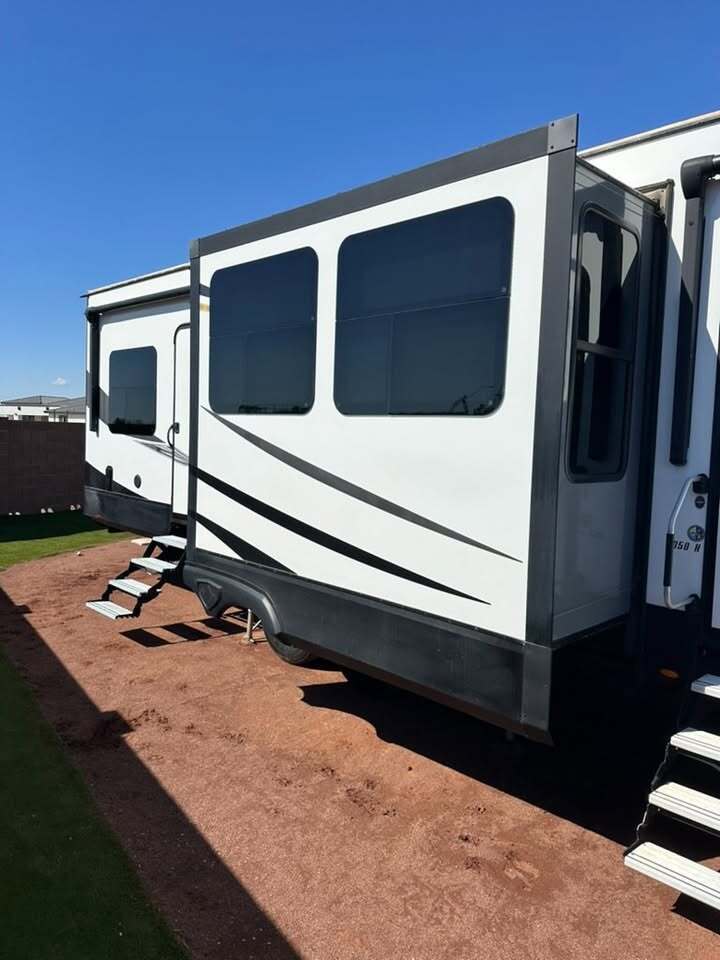 Photo of Rv