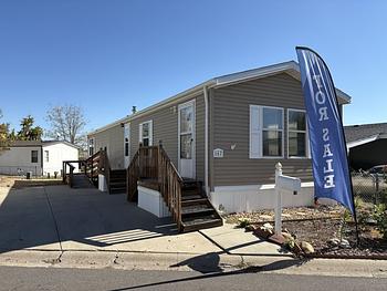 Thumbnail of mobile home