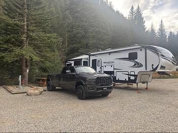Thumbnail of RV