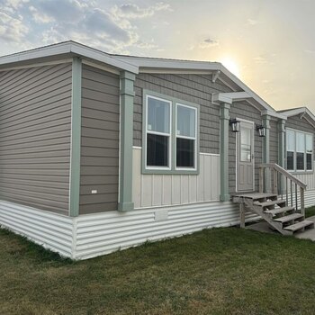 Thumbnail of mobile home