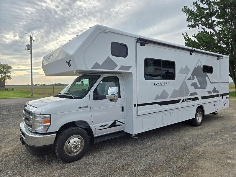 Photo of Rv