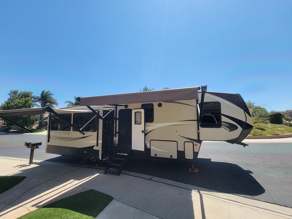 Photo of Rv